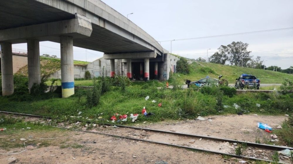 Los agresores intentaron huir por la traza del Ferrocarril Belgrano