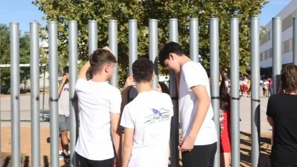 Los alumnos del instituto de Jerez regresan a clase.