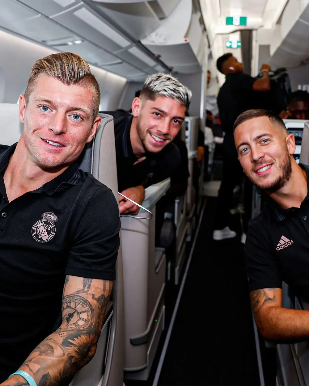 Federico Valverde junto a Toni Kroos y Eden Hazard&nbsp;