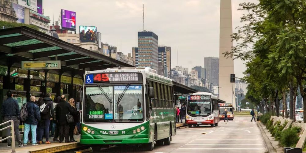 La UTA debilita el paro de la CGT y confirma que habrá servicio de colectivos el jueves 10