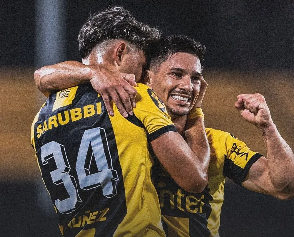 Maximilianio Silvera quiere seguir festejando goles con Peñarol