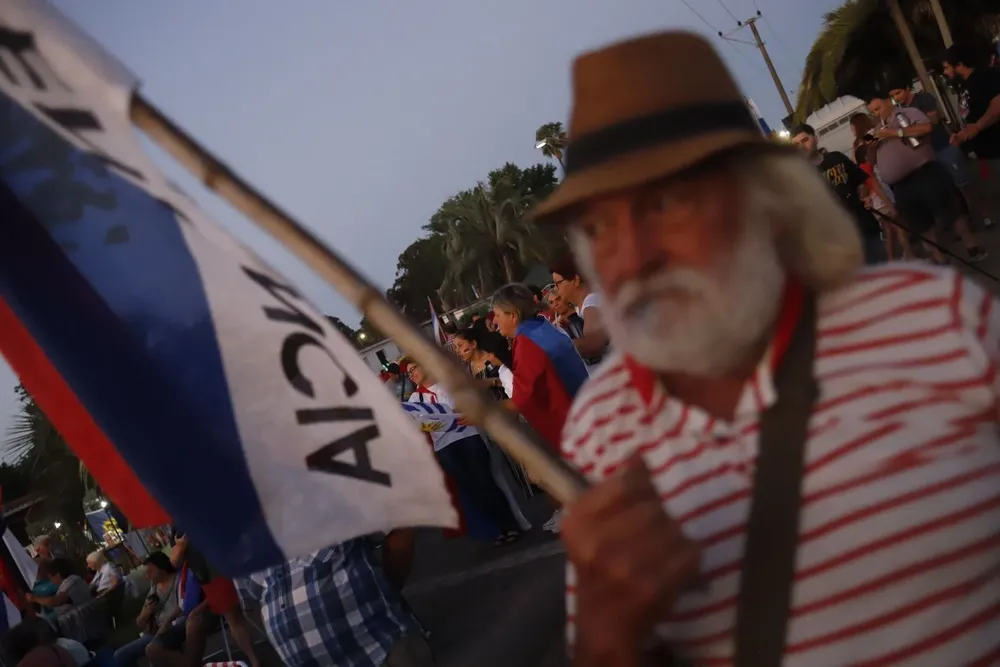 Archivo, acto del Frente Amplio en 2019