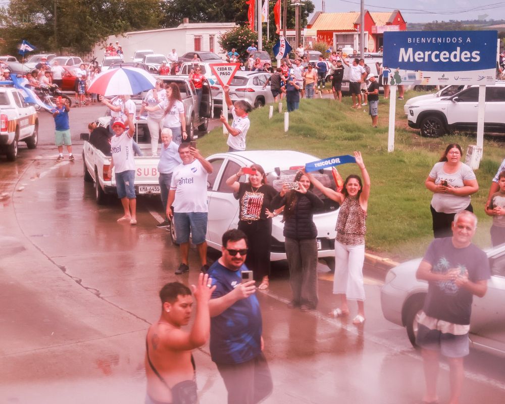 Hinchas de Nacional en Mercedes Hinchas de Nacional en Mercedes