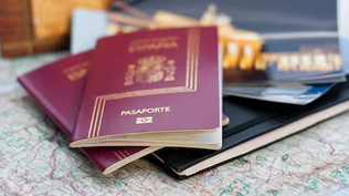 El Gobierno anuncia que ha otorgado la ciudadanía a 400.000 nietos de españoles emigrados