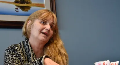 exeditora de ecos dijo que asesor de sartori la presiono para difamar