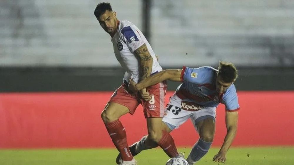 En un partidazo, Arsenal le ganó a Argentinos Juniors por 3 a 2