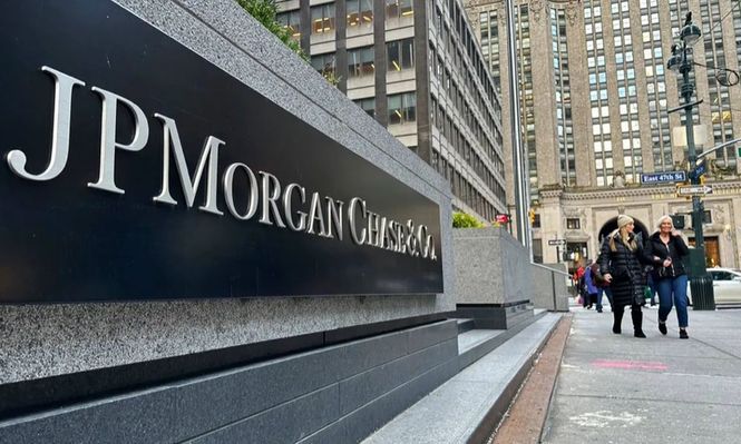 Flotación cambiaria, reformas y el apoyo de Trump: JP Morgan y cómo impacta el batacazo electoral de Milei