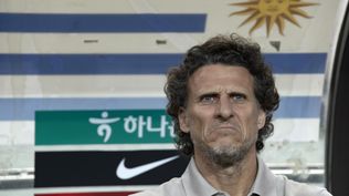 Diego Forlán en la victoria de Uruguay ante Corea del Sur