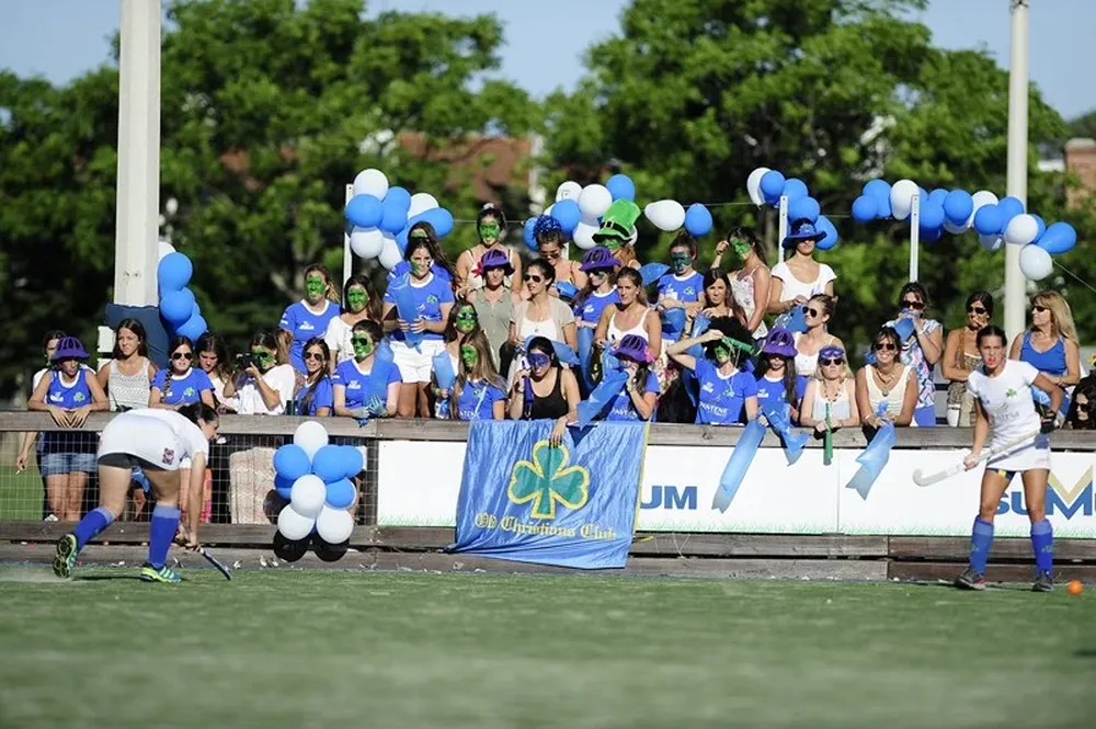 Old Christians puso el colorido