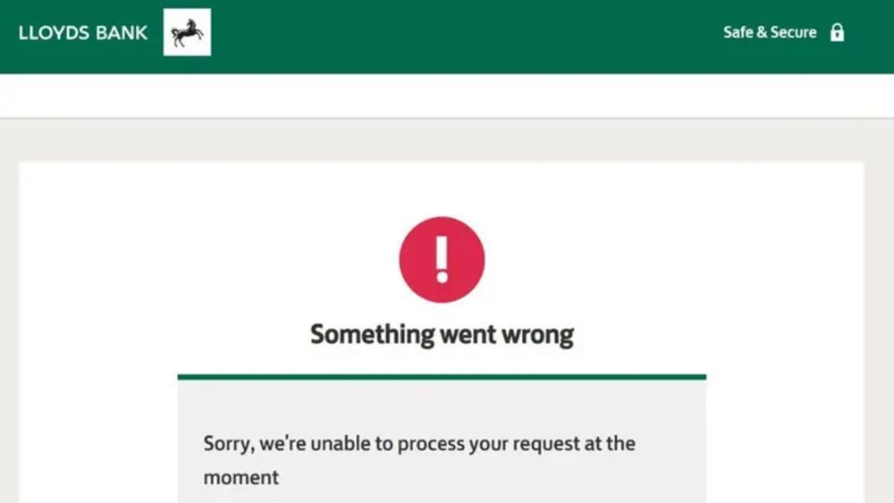 El banco Lloyds ha experimentado dificultades como lo muestra está foto de una pantalla que dice: &quot;Lo sentimos, no podemos procesar su solicitud en este momento&quot;.