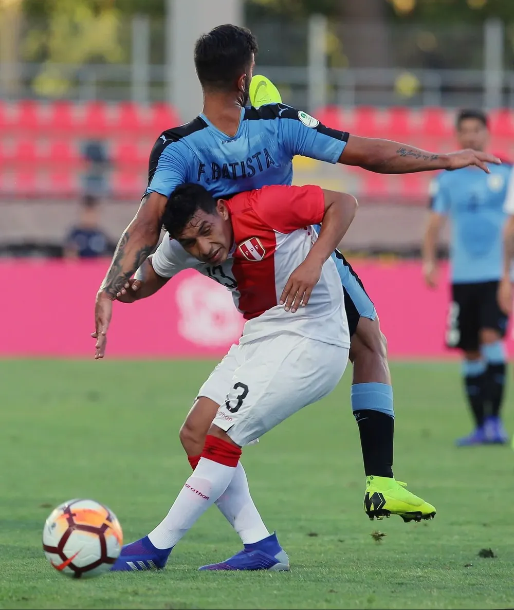 Facundo Batista pelea la peloa