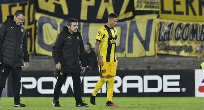 Kevin Méndez salió así lesionado