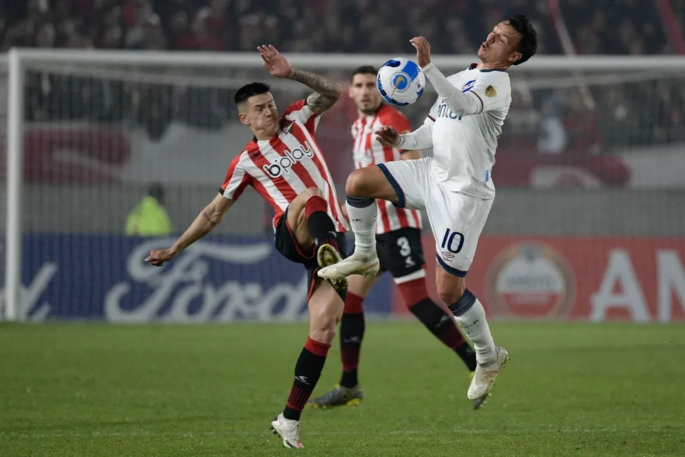 Leonardo Godoy y Leandro Otormín