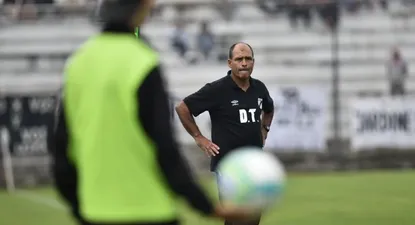 Gastón Machado, en el Apertura, lleva un triunfo y cuatro empates.