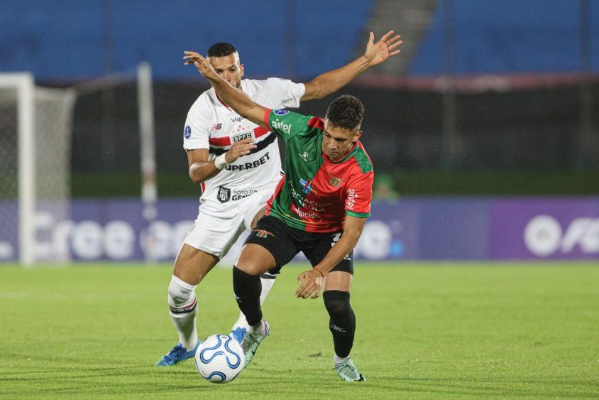 Cristian González de Boston River