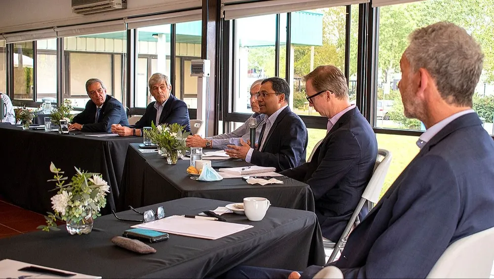 Visita de representantes de la Fundación Gates a la sede central del INIA.