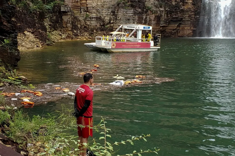 Siete muertos por desprendimiento de rocas en Brasil, según nuevo balance