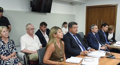 conexion ganadera: apuntan a maximiliano rodriguez por tener 50 de las 5.700 cabezas de ganado de los inversores
