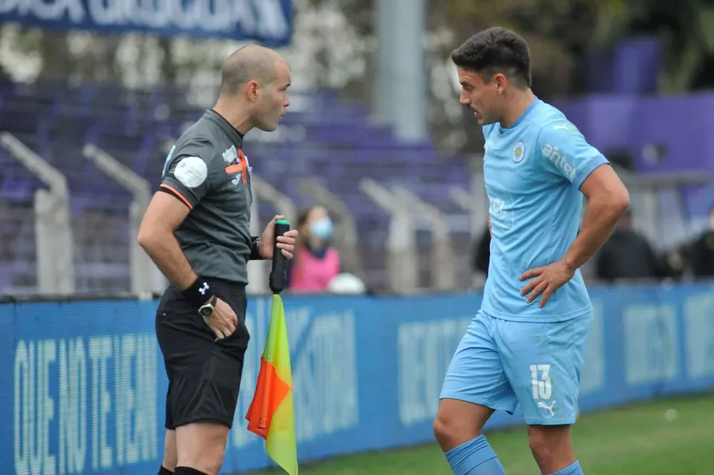 Schröeder y Cóccaro en el partido de la polémica