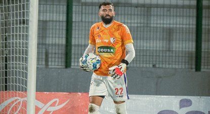 Nicolás Bertochi en el arco de Fénix