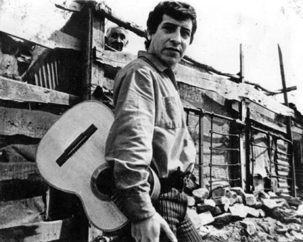 El cantante popular Víctor Jara fue asesinado por la dictadura pinochetista