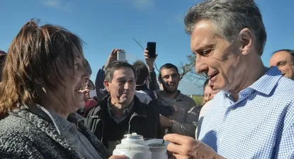 Mauricio Macri intenta aplacar el descontento participando de anuncios de obras públicas y privadas