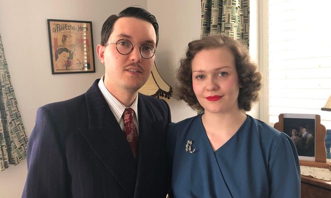 Liberty Avery y Greg Kirby dicen que su amor por los años 40 ha crecido a lo largo de su relación.