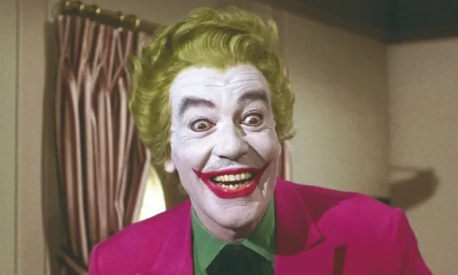 Cesar Romero como El Guasón en la serie Batman