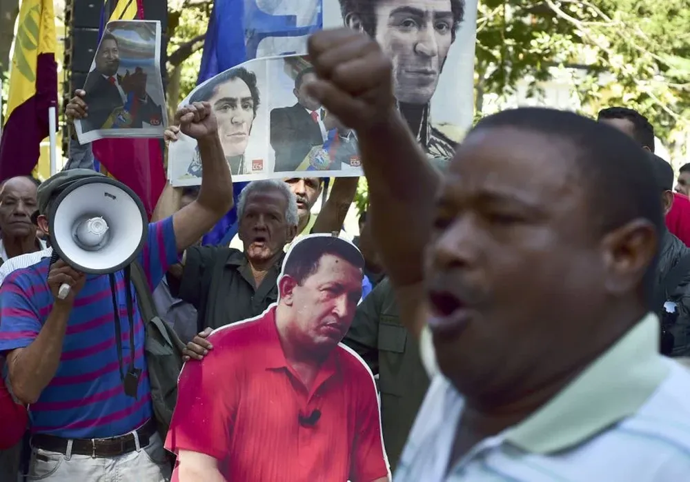 Chavistas protestaron en Caracas por el retiro de las imágenes de Hugo Chávez de la Asamblea Nacional
