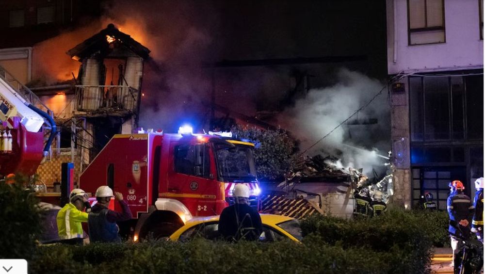 La imagen del edificio derrumbado.