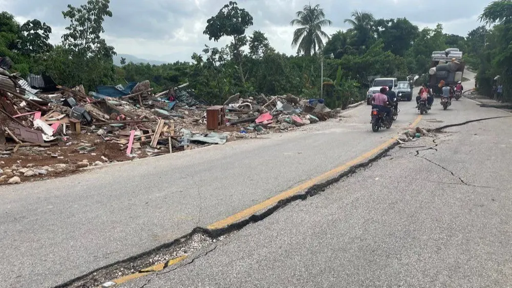 El camino hacia Marceline está plagado de grietas