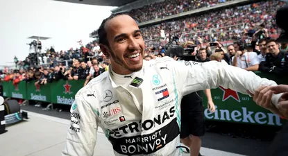 Hamilton ganó en China el GP 1.000 de la historia de la F1