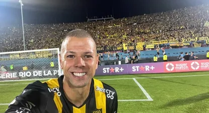 Léo Coelho celebró el triunfo de Peñarol en el clásico ante su exequipo