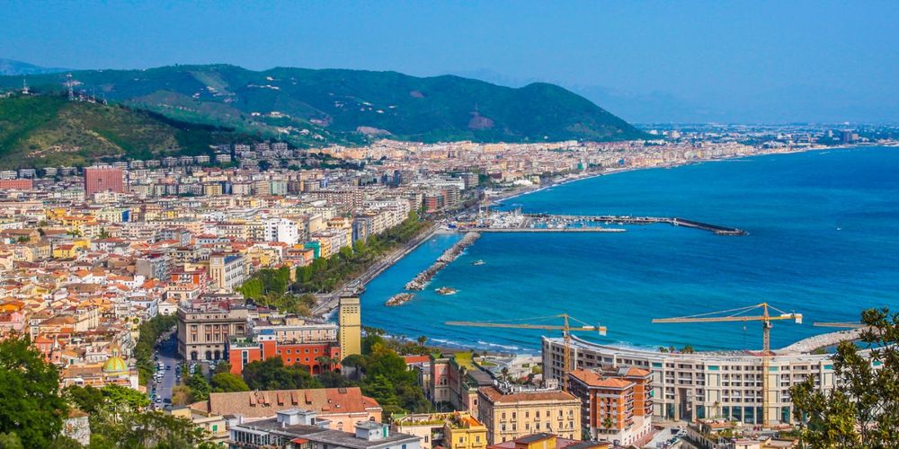 SALERNO ITALIA.jpg