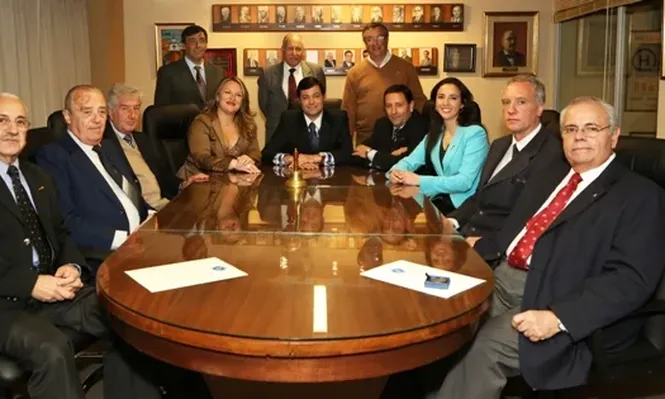 La comisión directiva de los rematadores.