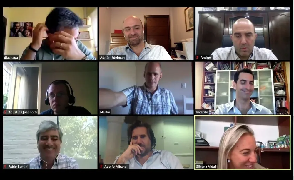 Reunión grupal entre miembros de Vistage