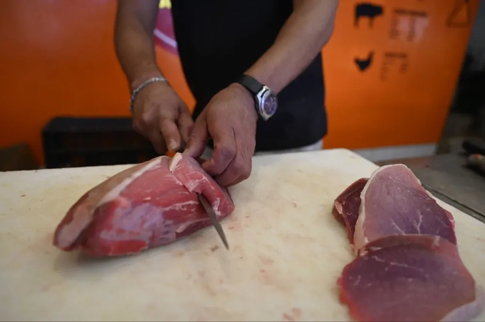 INAC firmó un acuerdo con República Microfinanzas.