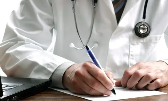 La economía de la salud de América Latina contribuyó entre el 5,3 % y el 9,7 % al PIB y emplea entre el 5,5% y el 9,5% de la fuerza laboral