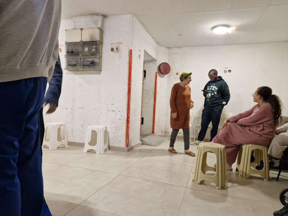 Refugio en planta baja de un edificio en Ashdod, al sur de Israel