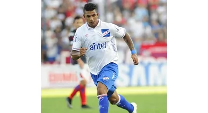 Diego Polenta con la camiseta de la temporada pasada