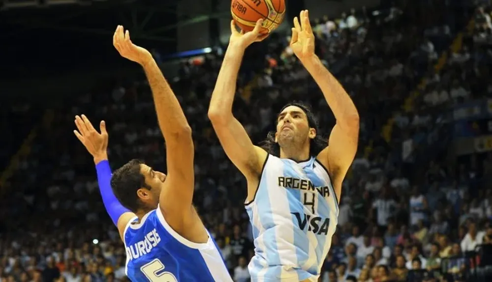 Luis Scola