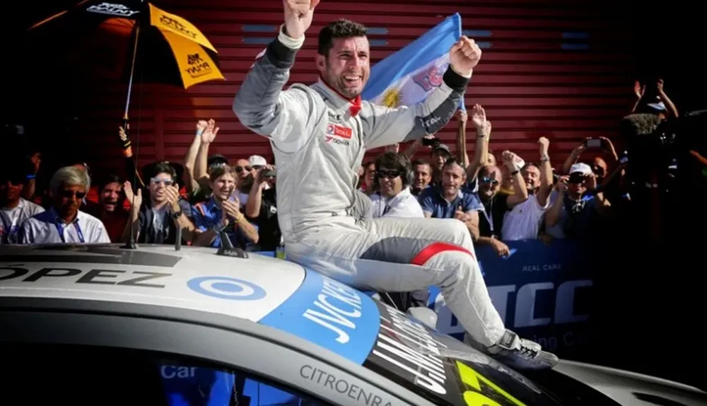 El cordobés López ganó todo en Termas de Río Hondo.