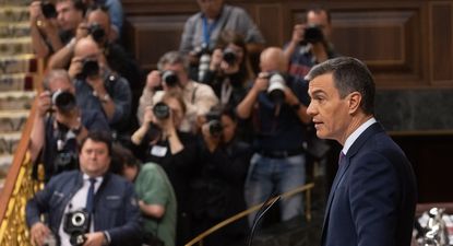 El presidente del Gobierno, Pedro Sánchez, interviene durante la sesión plenaria, en el Congreso de los Diputados