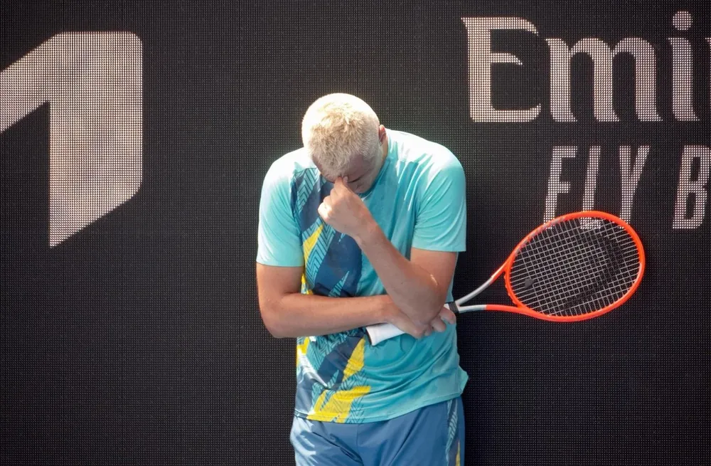 Tomic durante su partido con Safiullin