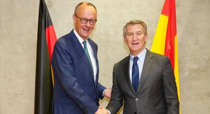 El presidente del Partido Popular, Alberto Núñez Feijóo, mantiene un encuentro con el presidente de la CDU, Friedrich Merz, en Berlín