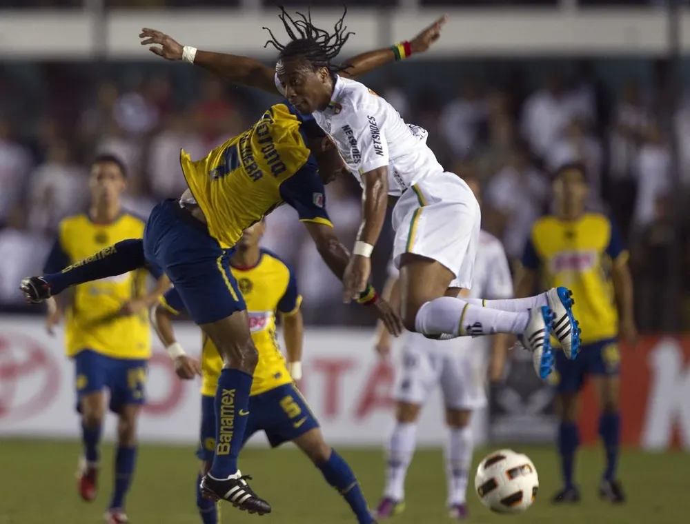 El partido se hizo duro por momentos cuando apareció la habilidad de los brasileños