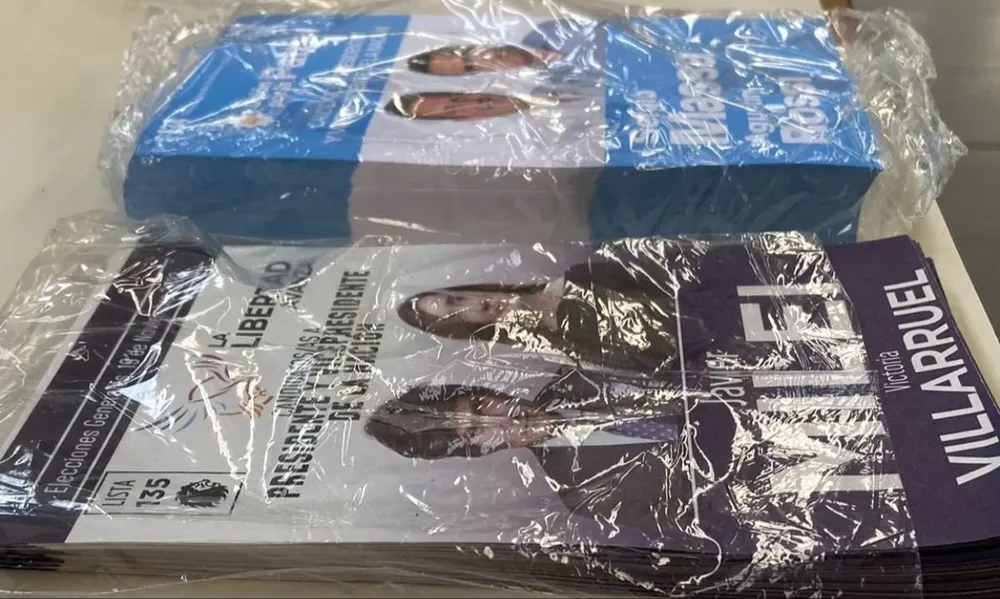 Boletas de ambos partidos.