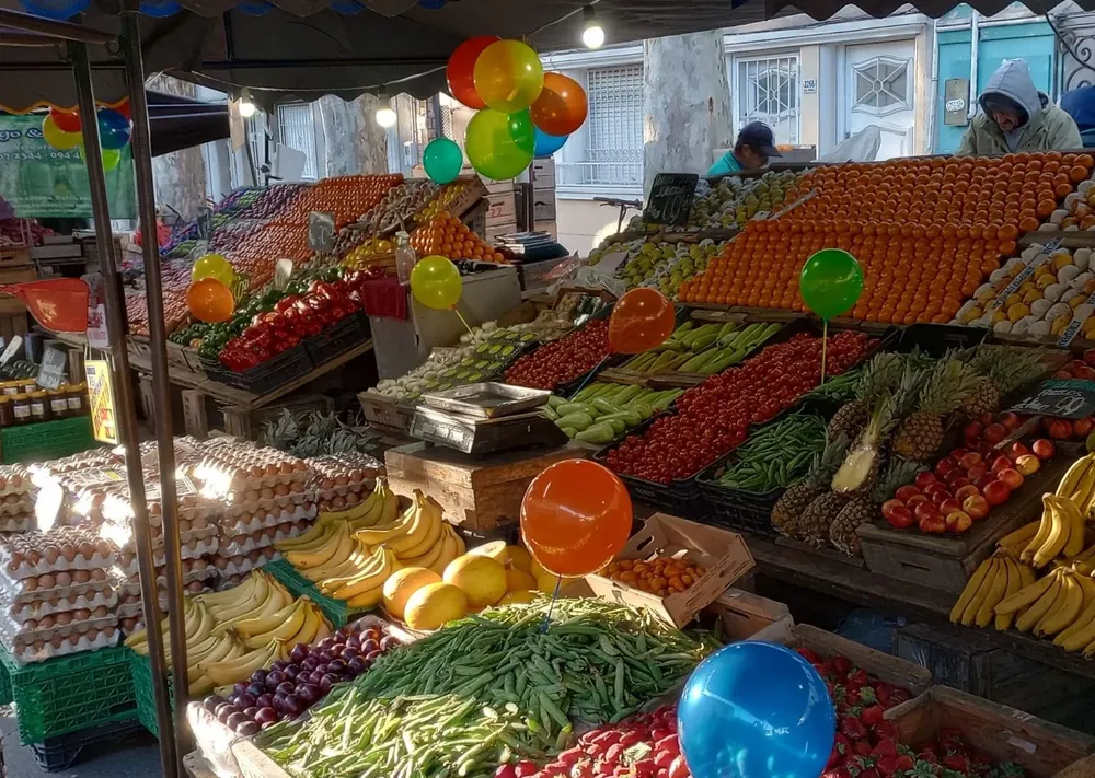 Uno de los puestos en los que comercializa Hugo Seoane.