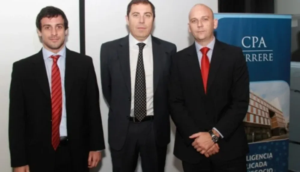 Santiago Rego, Gabriel Oddone y Alfonso Capurro de CPA Ferrere