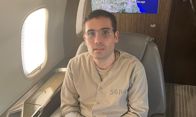 La primera foto de Ovidio Guzmán López en Estados Unidos fue difundida por el exagente de la DEA Derek S. Maltz.